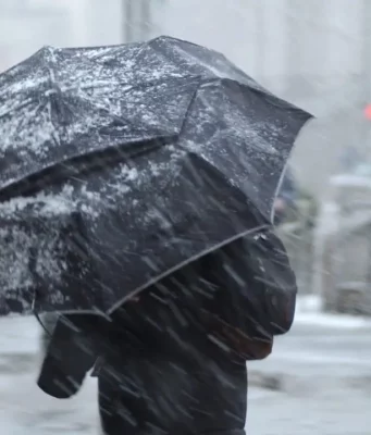 Meteo, ciclone artico sull’Italia: crollo termico e neve fino a 400 metri maltempo Italia vento neve tempesta