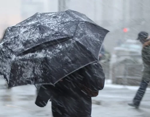 Meteo, ciclone artico sull’Italia: crollo termico e neve fino a 400 metri maltempo Italia vento neve tempesta