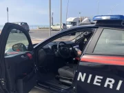 Roma, carabiniera travolta a un posto di blocco: è grave. La 22enne alla guida: : “Avevo il vetro appannato” Posto di controllo carabinieri Campo di Mare