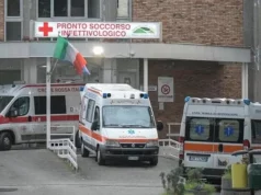 Epatite A a Napoli, casi in forte aumento: scatta il divieto sui frutti di mare crudi Epatite A in CampaniaEpatite A in Campania Pronto Soccorso Napoli