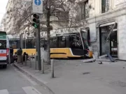 Tram deragliato a Milano, indagato l’autista per disastro ferroviario colposo: due morti e 50 feriti Tram 9 deragliato Milano viale Vittorio Veneto