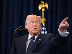 Guerra Iran, Trump alla Nato: “Aiutate ad aprire lo Stretto di Hormuz o conseguenze negative” Donald Trump dichiarazioni guerra Iran Nato