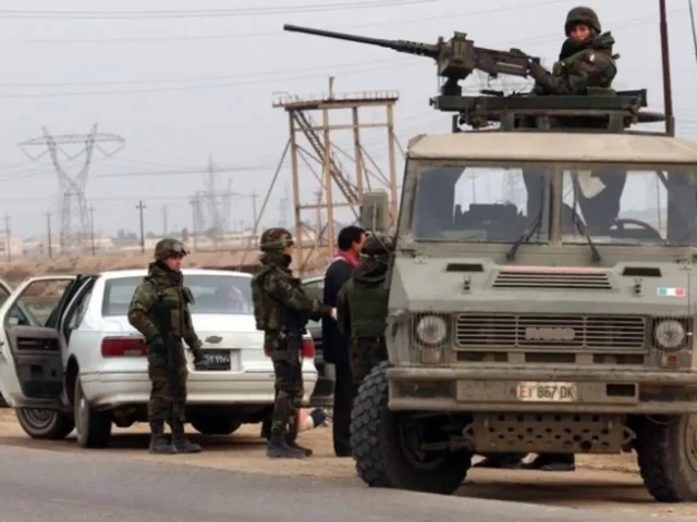 Base aerea Ali Al Salem in Kuwait Base Ali Al Salem Kuwait soldati italiani bunker