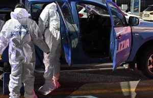 Tragedia a Bologna: ragazzo di 12 anni muore cadendo nella tromba delle scale Bologna, tragedia in via Piave