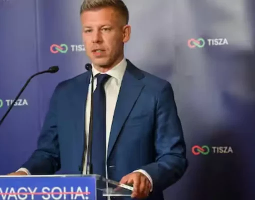 Elezioni Ungheria, Peter Magyar vince e batte Orban dopo 16 anni: chi è il vincitore Peter Magyar leader Tisza elezioni Ungheria