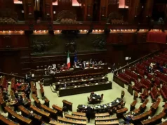 Decreto Sicurezza, la fiducia alla Camera: scontro con opposizioni e Quirinale Aula Camera voto decreto Sicurezza
