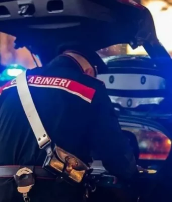 Femminicidio a Foggia, uccide la moglie in casa a colpi di pistola carabinieri luogo del delitto Foggia