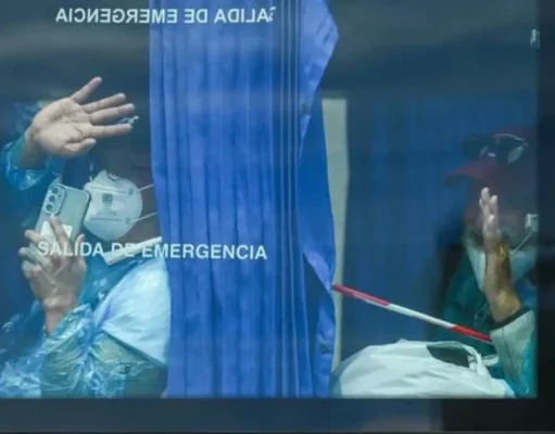 Hantavirus, salgono i casi sospetti: positivo un americano e una francese. Muore agente durante evacuazione della Hondius Nave Hondius coinvolta nel focolaio di Hantavirus