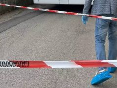 Tentato femminicidio a Stroncone: arrestato uomo di 42 anni dopo aggressione sul bus Stroncone, bloccato l'uomo che ha aggredito la moglie a martellate