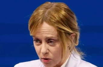 Ebola, Meloni chiede controlli più rigidi alle frontiere UE: Italia in allerta, pronta l’ordinanza anti-contagio Giorgia Meloni allerta Ebola controlli frontiere UE