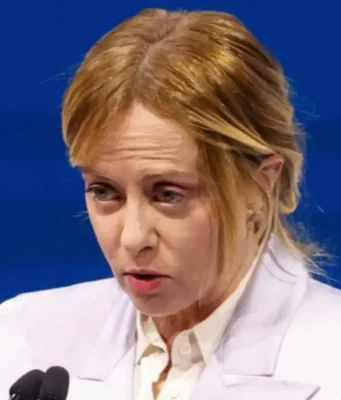 Ebola, Meloni chiede controlli più rigidi alle frontiere UE: Italia in allerta, pronta l’ordinanza anti-contagio Giorgia Meloni allerta Ebola controlli frontiere UE