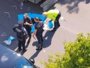 Giulio Lovera travolto e ucciso a 9 anni: attraversava la strada per raggiungere la mamma Soccorsi e polizia locale sul luogo dell'incidente a Bergamo