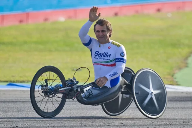 Alex Zanardi campione paralimpico funerali Padova