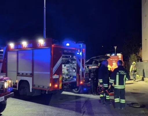 Incendio a Cessalto, casa in fiamme nella notte: morta una donna, salvo il marito vigili del fuoco incendio casa Cessalto Treviso notte