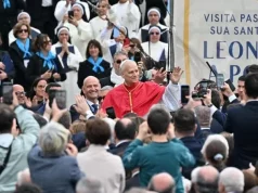 Papa Leone XIV a Pompei: “Basta guerre”. Dopo la visita pastorale arriverà a Napoli Papa Leone XIV Napoli piazza del Plebiscito fedeli