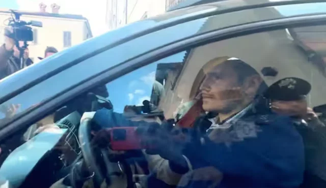 Andrea Sempio auto uscita Procura Pavia interrogatorio Garlasco