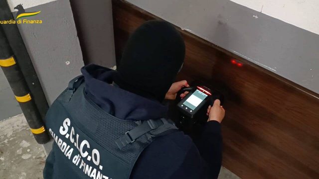 Droga tra Roma e Spagna, 12 arresti