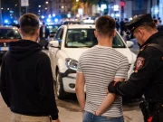 Fuga nella notte tra Marano e Calvizzano, fermati tre presunti ladri d’auto: uno è minorenne Carabinieri con giovani fermati a Marano foto repertorio