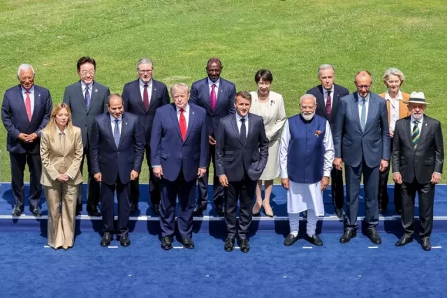 I leader del G7 riuniti a Evian Leader dei Paesi del G7 durante il summit di Evian in Francia