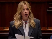 Ucraina, Meloni rilancia il ruolo dell’Europa: «Serve una figura autorevole per i negoziati di pace» Giorgia Meloni Camera dei Deputati Ucraina