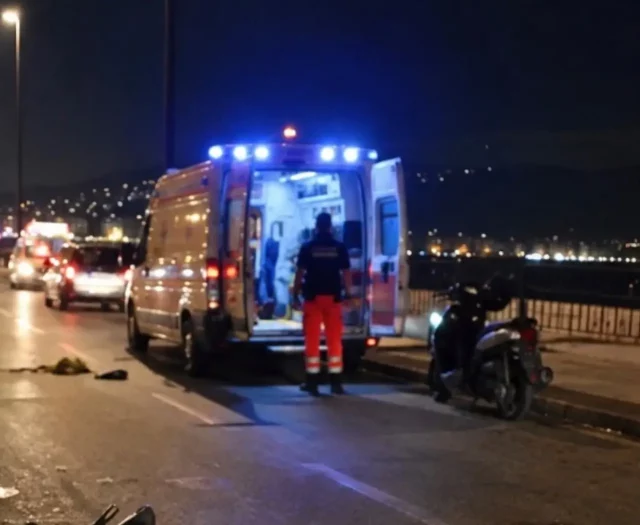 Soccorsi sul Lungomare dopo il tragico investimento incidente Lungomare Napoli soccorsi