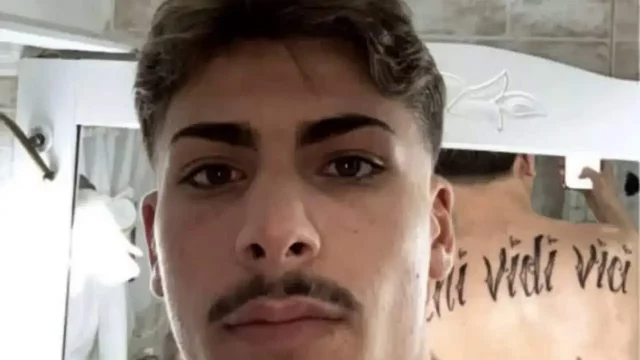 Lorenzo Spasiano Lorenzo Spasiano, il 21enne ucciso in un agguato a Miano