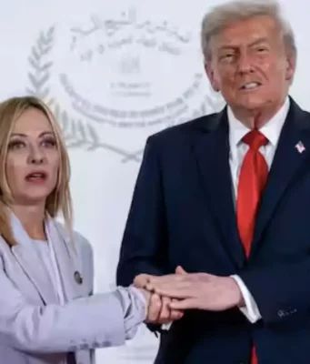 Trump attacca Meloni: “L’Italia non ci ha difeso”. Palazzo Chigi sceglie il silenzio Donald Trump e Giorgia Meloni durante un incontro istituzionale