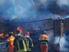 Esplosione in un garage a Forio, auto distrutte e paura per il bosco: evitato il peggio Incendio Forio con intervento dei Vigili del Fuoco