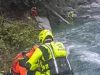 Pinerolo, Pasquale Sarli muore a 17 anni nel torrente Chisone: travolto dalla corrente davanti agli amici vigili del fuoco cercano Pasquale Sarli nel torrente Chisone