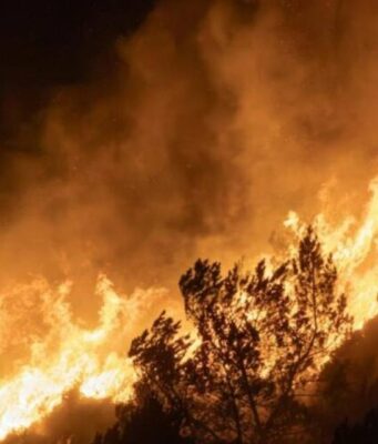 Incendio in un orfanotrofio ad Algeri: almeno 11 morti e 19 feriti Algeri, incendio in un orfanotrofio: almeno 11 morti