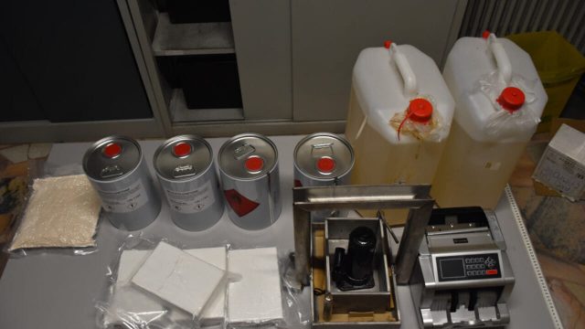 Foto droga Novarese, tre arresti per droga