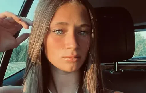 Incidente sull’A1, muore Noemi Balzanelli a 16 anni: la famiglia era diretta al Sud per le vacanze. Sequestrati i cellulari Noemi Balzanelli, la giovane di 16 anni morta nel tragico incidente sull'autostrada A1