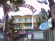 Ischia, sei minorenni in ospedale dopo una serata in discoteca: tre in coma etilico, indagini sul locale Ospedale Anna Rizzoli Ischia ricovero minorenni