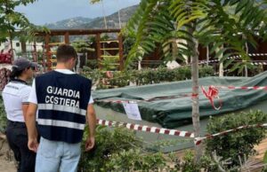 Tragedia in piscina, è morta la bambina rimasta incastrata nel bocchettone: aveva 11 anni, donati gli organi Soccorsi e Guardia Costiera nell'area della piscina di Sestri Levante dopo il tragico incidente che ha coinvolto una bambina di 11 anni.