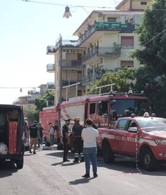 Donna di 34 anni trovata morta dopo un incendio a Giarre: indagini sulla dinamica Riposto, trovata morta una donna di 34 anni in un'abitazione: indagano i carabinieri