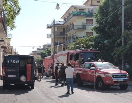Donna di 34 anni trovata morta dopo un incendio a Giarre: indagini sulla dinamica Riposto, trovata morta una donna di 34 anni in un'abitazione: indagano i carabinieri