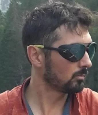 Lo vede con la ex e lo scambia per il nuovo compagno, poi lo investe e lo uccide: Federico Venco muore a 36 anni Federico Venco ucciso a 36 anni a Somma Lombardo