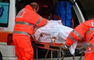 Tragedia a Baia Felice, ragazza di 17 anni trovata morta in casa: Giulia Persico era in vacanza con la famiglia Soccorsi del 118 a Baia Felice dove è morta Giulia Persico a 17 anni