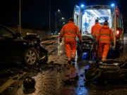 Giugliano, incidente nella notte: muore a 16 anni, grave l’amica di 18 anni Incidente a Giugliano tra auto e scooter, soccorsi sul posto
