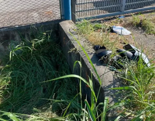 Perde il controllo della moto e si schianta contro un muro: ragazzo di 18 anni muore sul colpo a Reggio Emilia Incidente Reggio Emilia, moto del 18enne contro il muro a Masone