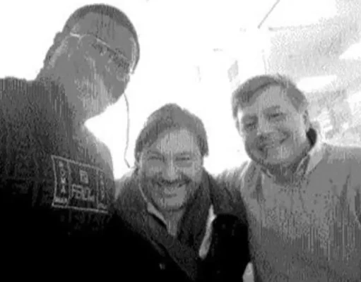Lavitola arrestato per l’attentato a Ranucci: spunta la foto con Tavares e quella frase sul «prestito» Valter Lavitola, Sigfrido Ranucci e Gomes Tavares nella foto del 2022