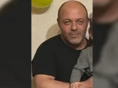 Dario Viscido muore a 50 anni sulla A16: il furgone schiacciato tra due tir Dario Viscido morto a 50 anni nell'incidente sulla A16