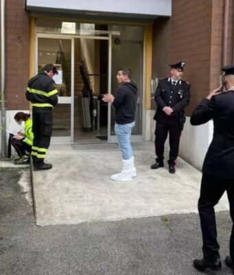Bambino di 5 anni cade dal balcone a Montelanico: è in pericolo di vita Due bambini sono in gravi condizioni per essere precipitati dal balcone