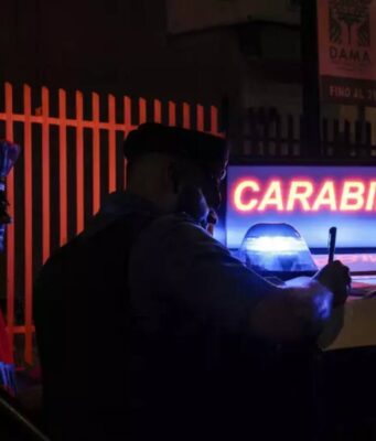 Omicidio a Pellezzano, 53enne uccide la madre di 85 anni: indagini sui dissidi familiari Pellezzano, donna 85enne soffocata nel sonno: fermato il figlio