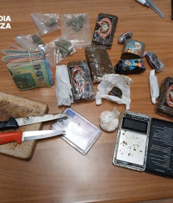 Spaccio di droga nell’Alto Casertano: 8 arresti e 2 chili di stupefacenti sequestrati Sequestrati 2 kg di droga tra i boschi del Matese, 8 arresti