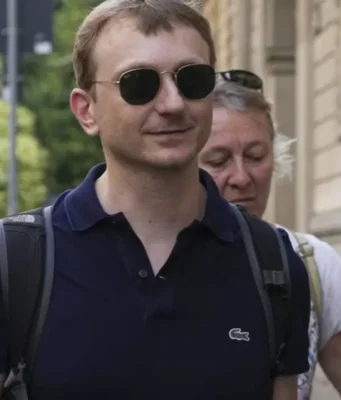 Garlasco, Stasi rompe il silenzio: «Spero sia arrivato il momento di avere giustizia per Chiara e per me» Alberto Stasi rompe il silenzio sul caso Garlasco e sulla possibile revisione