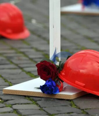 Brindisi, operaio di 51 anni muore schiacciato da un macchinario in un’azienda agricola Brindisi, operaio 51enne muore schiacciato da un macchinario