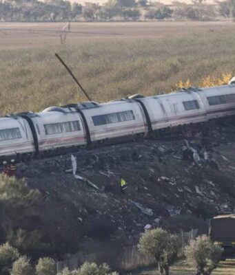 Incidente ferroviario in Spagna, sale il bilancio delle vittime a Urda: le ultime notizie Incidente ferroviario in Spagna, il bilancio provvisorio è di 74 morti