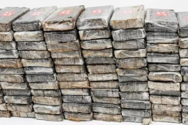 Foto droga (5) Genova, sequestrati 128kg di cocaina: quattro arresti