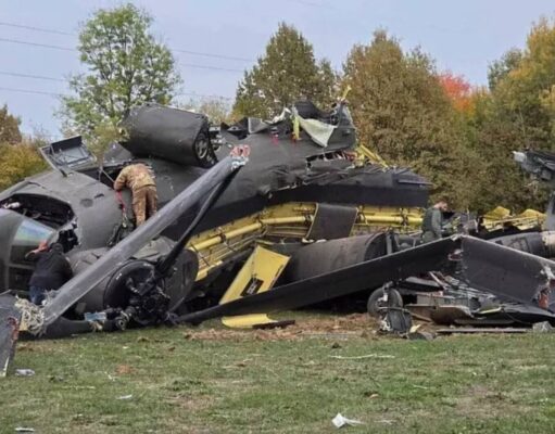 Elicottero Chinook italiano precipita in Bosnia: quattro morti e undici feriti Bosnia, cade elicottero italiano: morti quattro militari